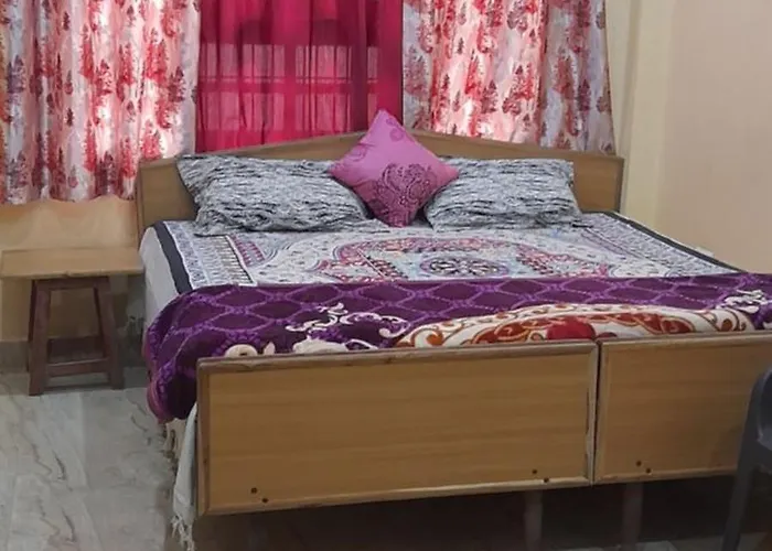 Santoshi Homestay